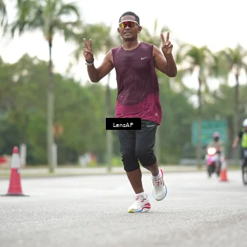 Runner Photo 5339000