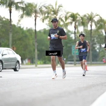 Runner Photo 5339043