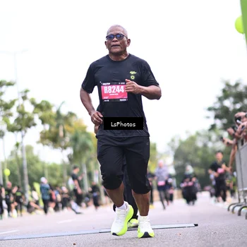 Runner Photo 5339044
