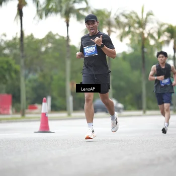 Runner Photo 5339054