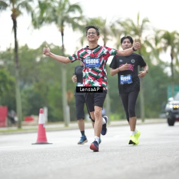 Runner Photo 5339345