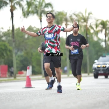 Runner Photo 5339356