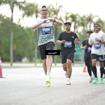 Runner Photo 5339544