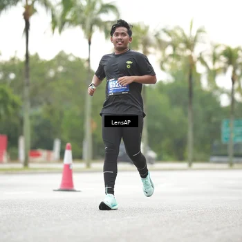Runner Photo 5339800
