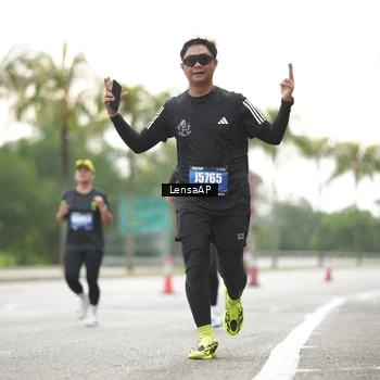 Runner Photo 5339982