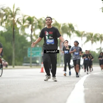 Runner Photo 5339995