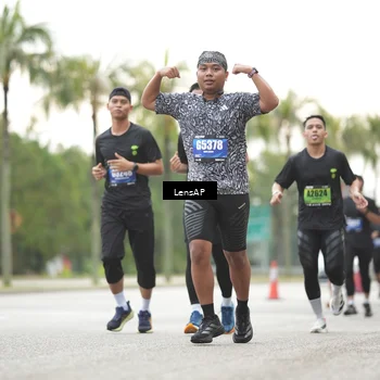 Runner Photo 5340044