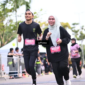 Runner Photo 5340049
