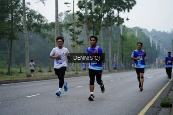 Runner Photo 5340064
