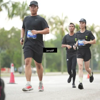 Runner Photo 5340111