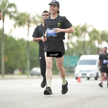 Runner Photo 5340117