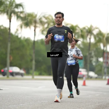 Runner Photo 5340655