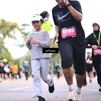 Runner Photo 5340658