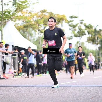 Runner Photo 5340811