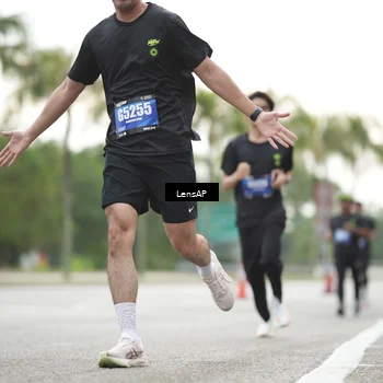 Runner Photo 5341020