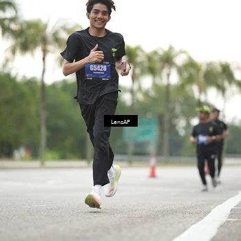 Runner Photo 5341030