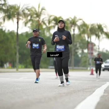 Runner Photo 5341110