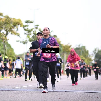 Runner Photo 5341137