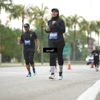 Runner Photo 5341140
