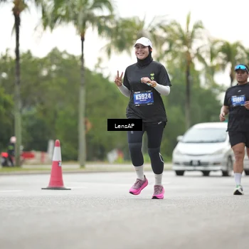 Runner Photo 5341166