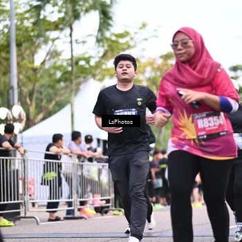 Runner Photo 5341173