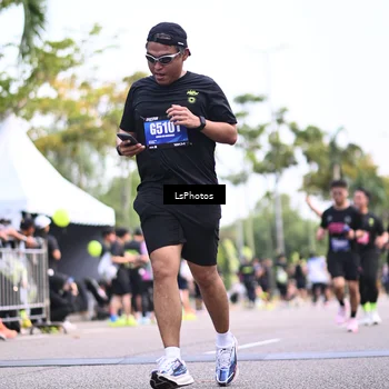 Runner Photo 5341280