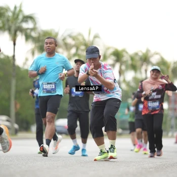 Runner Photo 5341353