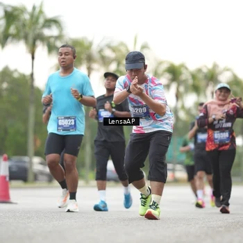 Runner Photo 5341355