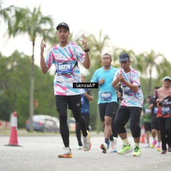 Runner Photo 5341356
