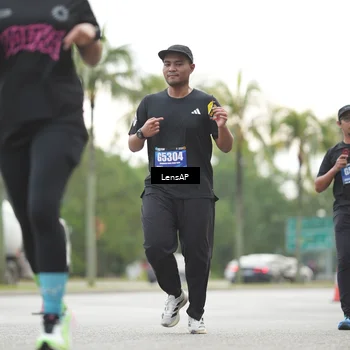 Runner Photo 5341393