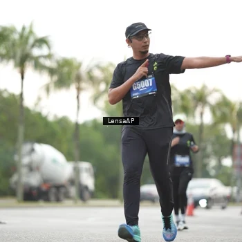 Runner Photo 5341407