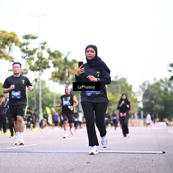 Runner Photo 5341415