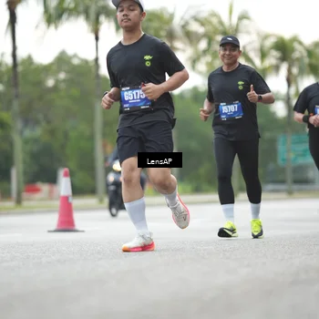Runner Photo 5341639