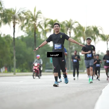 Runner Photo 5341676