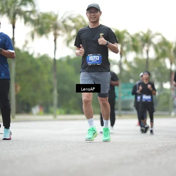 Runner Photo 5341717