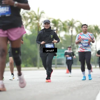 Runner Photo 5341744