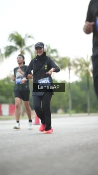 Runner Photo 5341751