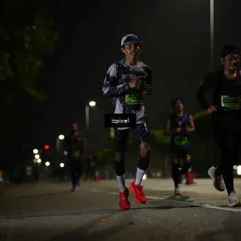 Runner Photo 5341772