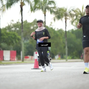 Runner Photo 5341786