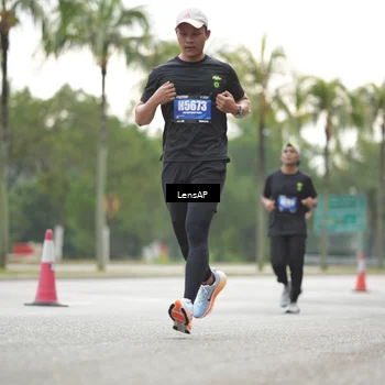 Runner Photo 5341975