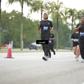 Runner Photo 5341997