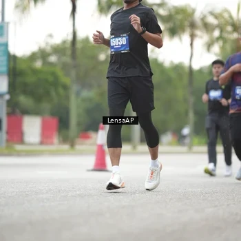 Runner Photo 5342106