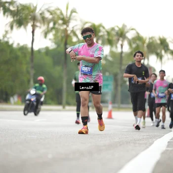 Runner Photo 5342537