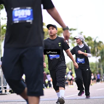 Runner Photo 5343040