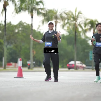 Runner Photo 5343105