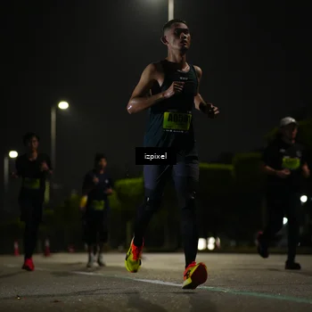 Runner Photo 5350095
