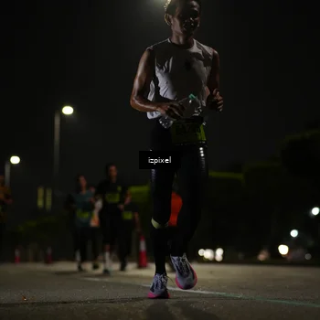 Runner Photo 5350998