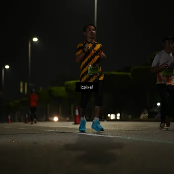 Runner Photo 5351144