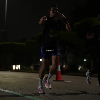 Runner Photo 5351464