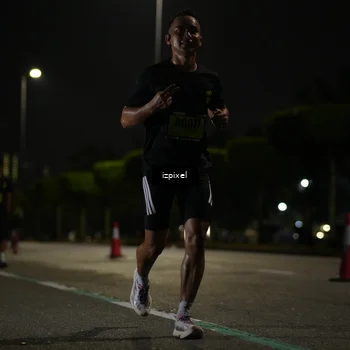 Runner Photo 5351499
